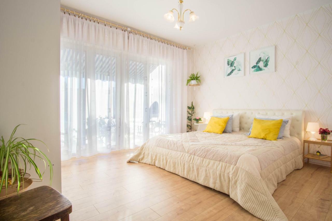Spacious Apartment By The Sea 8+4 Pula Extérieur photo
